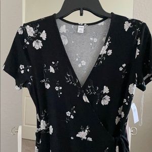 Old navy wrap dress NWT